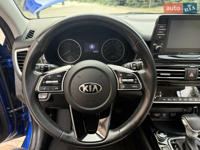 Синий Киа Seltos, объемом двигателя 2 л и пробегом 110 тыс. км за 18700 $, фото 47 на Automoto.ua