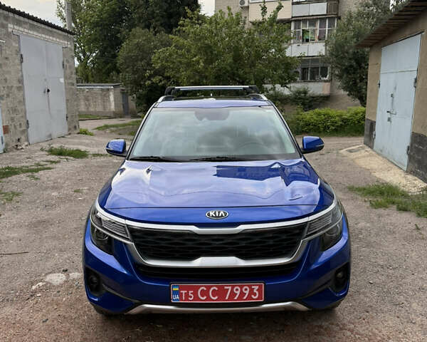 Синий Киа Seltos, объемом двигателя 2 л и пробегом 110 тыс. км за 18700 $, фото 57 на Automoto.ua