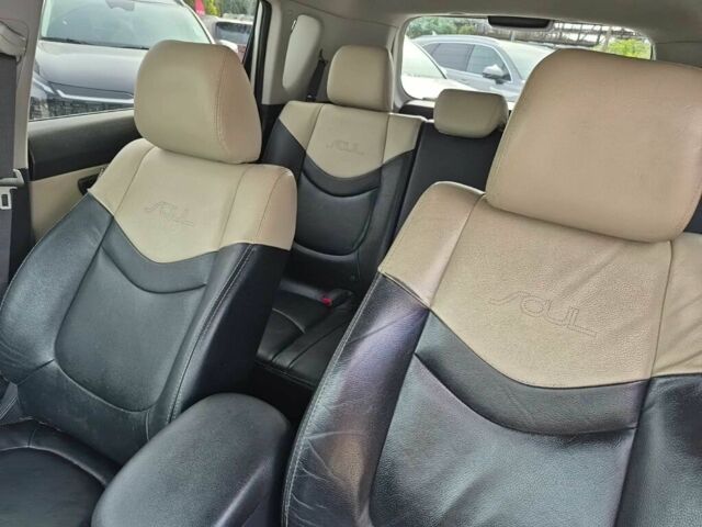 Белый Киа Soul, объемом двигателя 2 л и пробегом 87 тыс. км за 7300 $, фото 8 на Automoto.ua