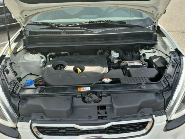 Белый Киа Soul, объемом двигателя 2 л и пробегом 87 тыс. км за 7300 $, фото 11 на Automoto.ua