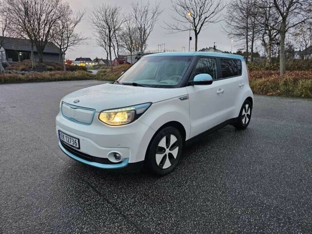 Білий Кіа Soul, об'ємом двигуна 0 л та пробігом 59 тис. км за 7300 $, фото 2 на Automoto.ua