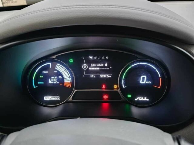 Білий Кіа Soul, об'ємом двигуна 0 л та пробігом 59 тис. км за 7300 $, фото 9 на Automoto.ua