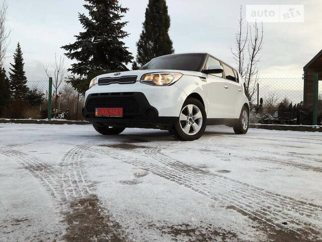 Білий Кіа Soul, об'ємом двигуна 1.6 л та пробігом 142 тис. км за 11500 $, фото 10 на Automoto.ua