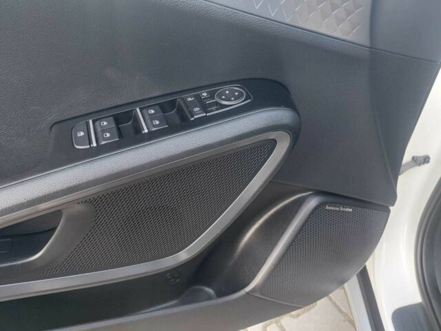 Белый Киа Soul, объемом двигателя 0 л и пробегом 151 тыс. км за 16499 $, фото 16 на Automoto.ua