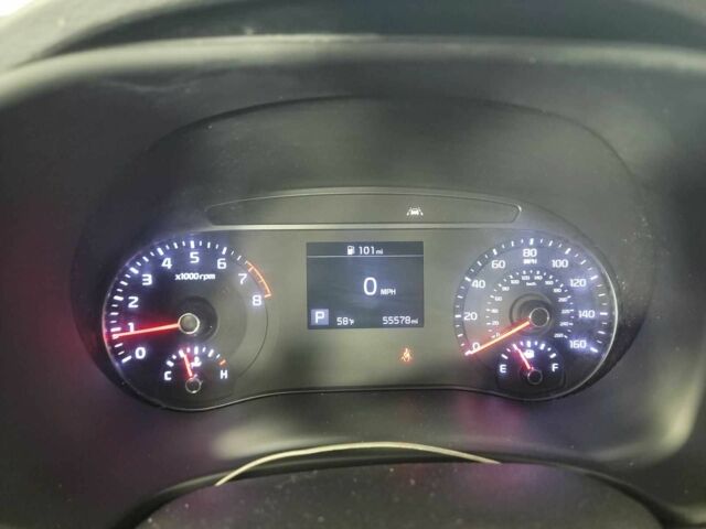 Білий Кіа Soul, об'ємом двигуна 0 л та пробігом 34 тис. км за 9600 $, фото 9 на Automoto.ua