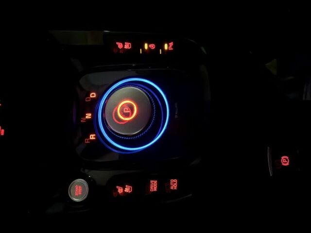 Белый Киа Soul, объемом двигателя 0 л и пробегом 147 тыс. км за 16999 $, фото 23 на Automoto.ua