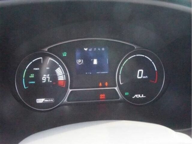 Белый Киа Soul, объемом двигателя 0 л и пробегом 35 тыс. км за 4500 $, фото 1 на Automoto.ua