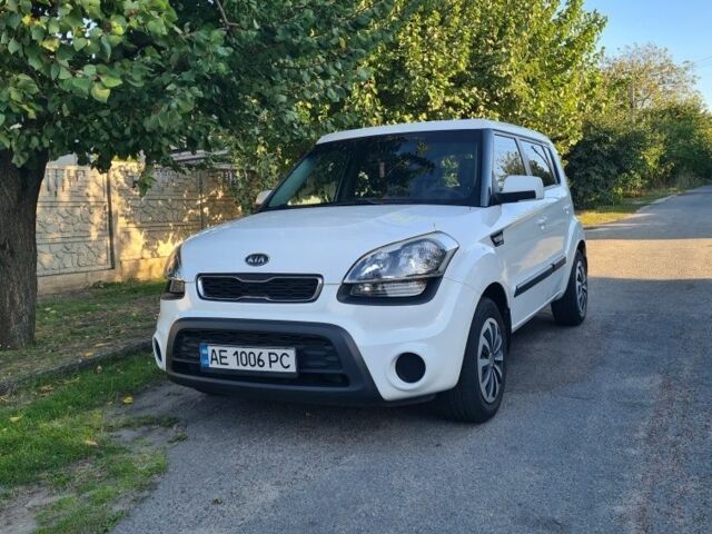 Білий Кіа Soul, об'ємом двигуна 1.6 л та пробігом 173 тис. км за 7350 $, фото 7 на Automoto.ua