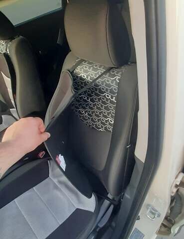 Кіа Soul 2009 у Львові на Automoto.ua Білий Кіа Soul, об'ємом двигуна 1.6 л та пробігом 203 тис. км за 6000 $, фото 14 на Automoto.ua