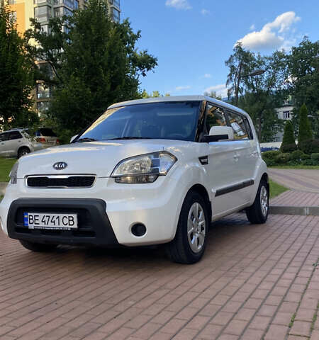 Белый Киа Soul, объемом двигателя 1.6 л и пробегом 203 тыс. км за 7500 $, фото 22 на Automoto.ua