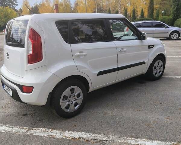Білий Кіа Soul, об'ємом двигуна 1.59 л та пробігом 177 тис. км за 7300 $, фото 13 на Automoto.ua
