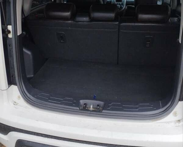 Білий Кіа Soul, об'ємом двигуна 1.6 л та пробігом 192 тис. км за 8300 $, фото 19 на Automoto.ua