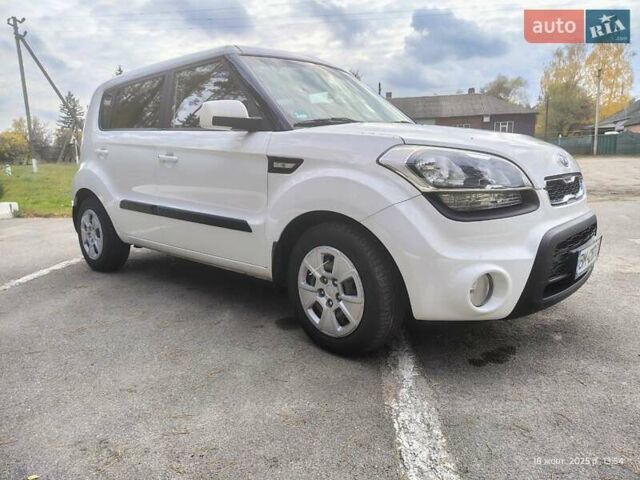 Білий Кіа Soul, об'ємом двигуна 1.59 л та пробігом 177 тис. км за 7300 $, фото 2 на Automoto.ua