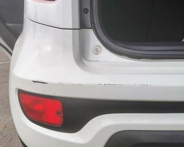 Білий Кіа Soul, об'ємом двигуна 1.59 л та пробігом 177 тис. км за 7300 $, фото 20 на Automoto.ua