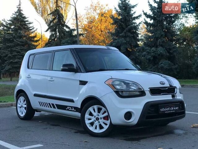Белый Киа Soul, объемом двигателя 2 л и пробегом 229 тыс. км за 7999 $, фото 2 на Automoto.ua