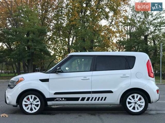 Белый Киа Soul, объемом двигателя 2 л и пробегом 229 тыс. км за 7999 $, фото 7 на Automoto.ua
