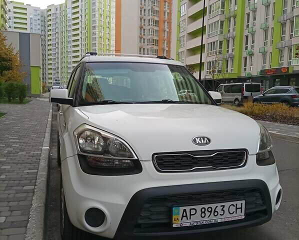 Белый Киа Soul, объемом двигателя 1.59 л и пробегом 128 тыс. км за 7200 $, фото 2 на Automoto.ua