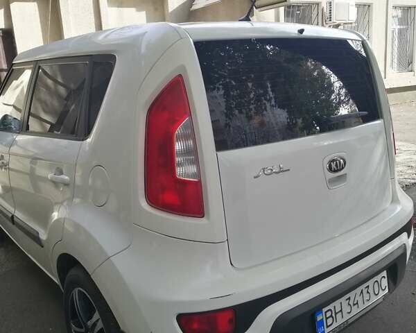 Білий Кіа Soul, об'ємом двигуна 1.59 л та пробігом 269 тис. км за 7500 $, фото 7 на Automoto.ua
