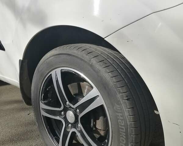 Білий Кіа Soul, об'ємом двигуна 1.59 л та пробігом 269 тис. км за 7500 $, фото 8 на Automoto.ua