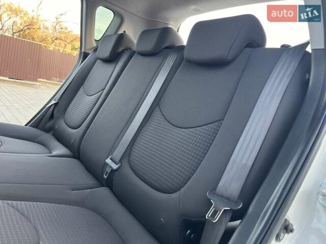 Белый Киа Soul, объемом двигателя 1.6 л и пробегом 95 тыс. км за 9700 $, фото 22 на Automoto.ua