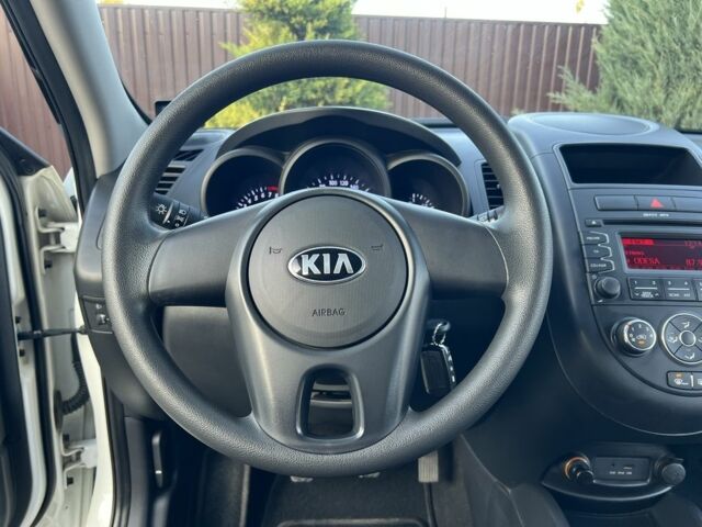 Білий Кіа Soul, об'ємом двигуна 1.6 л та пробігом 95 тис. км за 9700 $, фото 6 на Automoto.ua