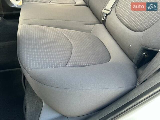 Белый Киа Soul, объемом двигателя 1.6 л и пробегом 95 тыс. км за 7800 $, фото 21 на Automoto.ua