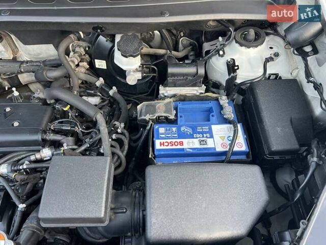 Белый Киа Soul, объемом двигателя 1.6 л и пробегом 95 тыс. км за 9700 $, фото 9 на Automoto.ua