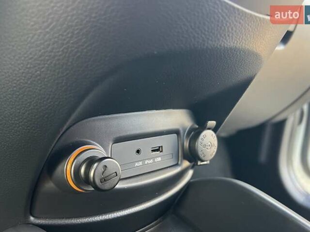 Белый Киа Soul, объемом двигателя 1.6 л и пробегом 95 тыс. км за 7800 $, фото 14 на Automoto.ua