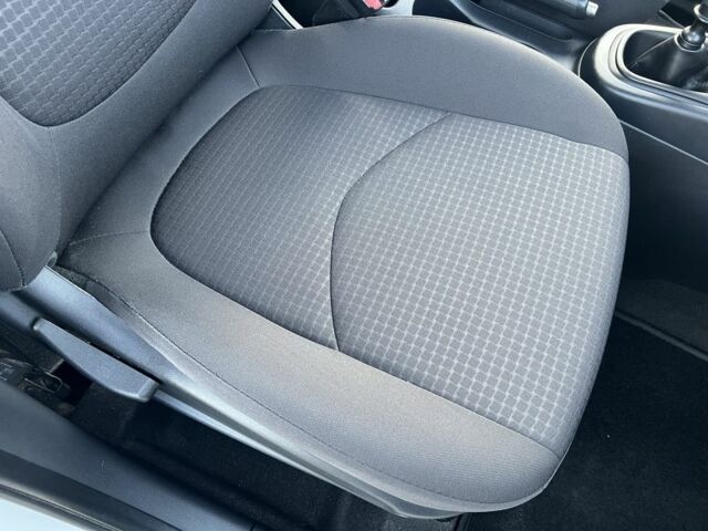 Білий Кіа Soul, об'ємом двигуна 1.6 л та пробігом 95 тис. км за 9700 $, фото 13 на Automoto.ua