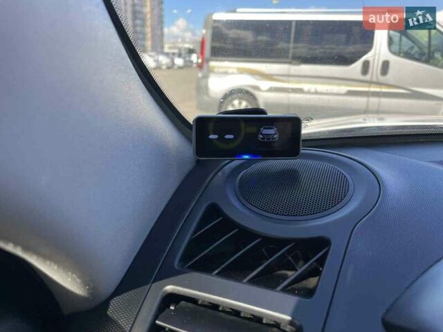 Белый Киа Soul, объемом двигателя 1.59 л и пробегом 251 тыс. км за 7700 $, фото 24 на Automoto.ua