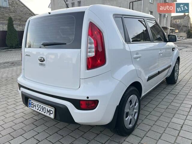 Білий Кіа Soul, об'ємом двигуна 1.6 л та пробігом 95 тис. км за 9700 $, фото 6 на Automoto.ua