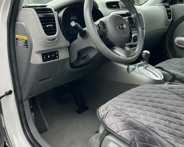 Белый Киа Soul, объемом двигателя 0 л и пробегом 134 тыс. км за 7150 $, фото 45 на Automoto.ua