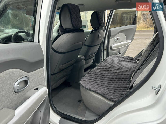 Белый Киа Soul, объемом двигателя 0 л и пробегом 134 тыс. км за 7150 $, фото 38 на Automoto.ua