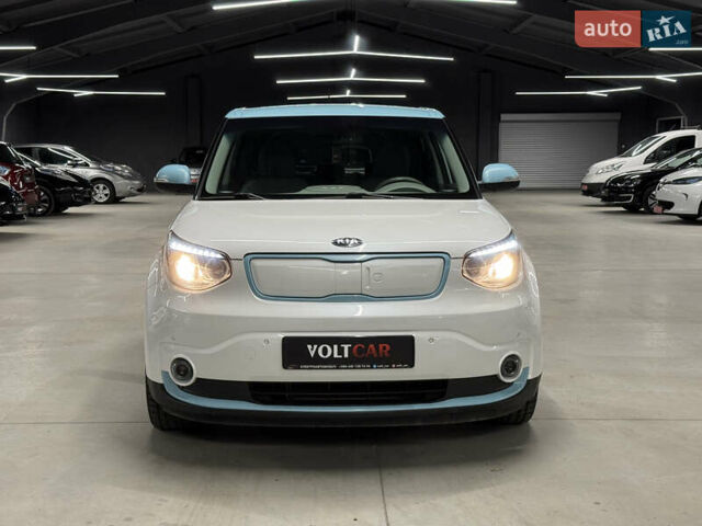 Білий Кіа Soul, об'ємом двигуна 0 л та пробігом 103 тис. км за 6700 $, фото 1 на Automoto.ua