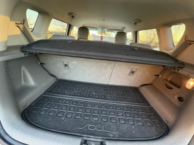 Белый Киа Soul, объемом двигателя 0 л и пробегом 151 тыс. км за 5900 $, фото 17 на Automoto.ua