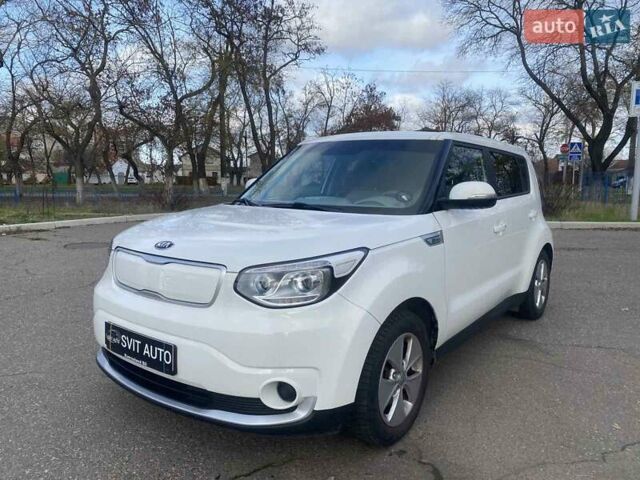 Білий Кіа Soul, об'ємом двигуна 0 л та пробігом 99 тис. км за 7400 $, фото 17 на Automoto.ua
