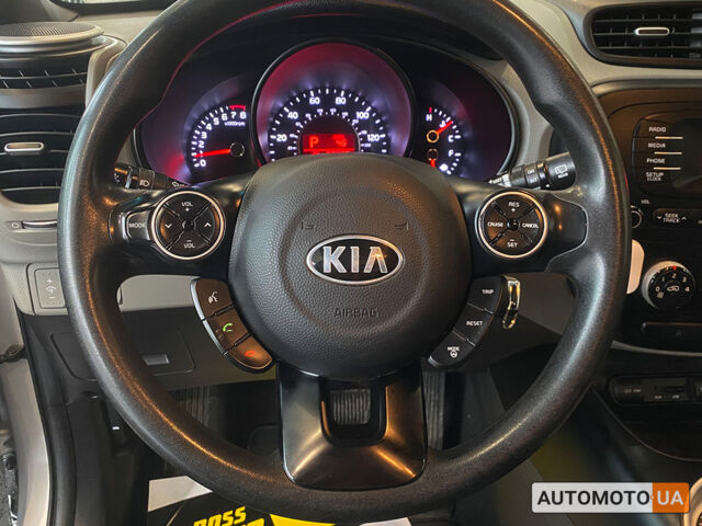 Белый Киа Soul, объемом двигателя 1.6 л и пробегом 108 тыс. км за 10200 $, фото 12 на Automoto.ua