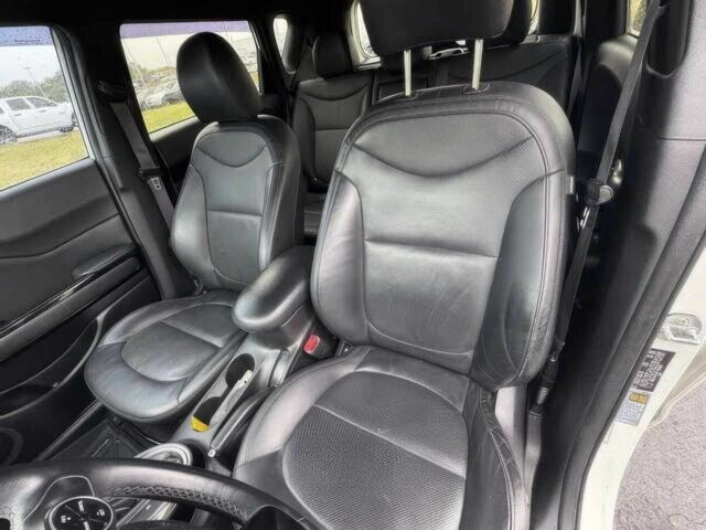 Белый Киа Soul, объемом двигателя 2 л и пробегом 80 тыс. км за 5000 $, фото 10 на Automoto.ua