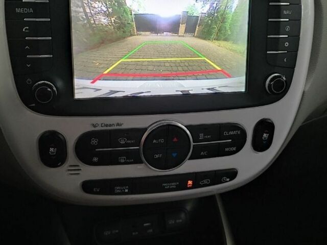 Белый Киа Soul, объемом двигателя 0 л и пробегом 90 тыс. км за 7500 $, фото 19 на Automoto.ua