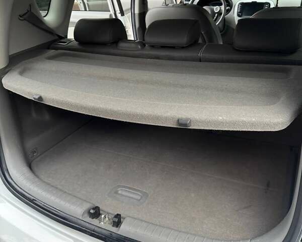 Белый Киа Soul, объемом двигателя 0 л и пробегом 143 тыс. км за 7600 $, фото 8 на Automoto.ua