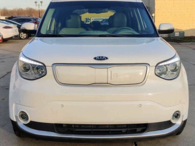 Белый Киа Soul, объемом двигателя 0 л и пробегом 79 тыс. км за 5100 $, фото 1 на Automoto.ua