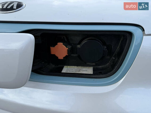 Белый Киа Soul, объемом двигателя 0 л и пробегом 149 тыс. км за 6950 $, фото 32 на Automoto.ua