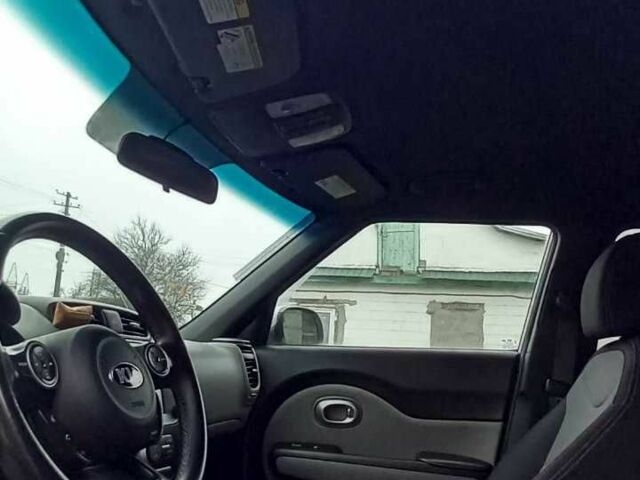 Белый Киа Soul, объемом двигателя 2 л и пробегом 130 тыс. км за 11700 $, фото 16 на Automoto.ua