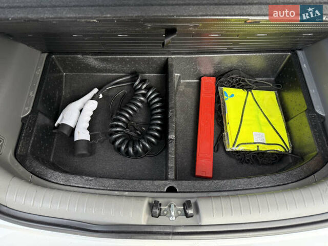 Белый Киа Soul, объемом двигателя 0 л и пробегом 149 тыс. км за 6950 $, фото 30 на Automoto.ua