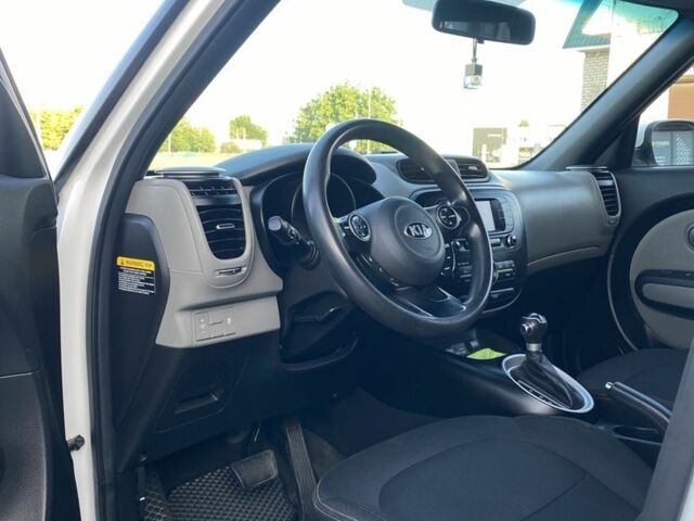 Білий Кіа Soul, об'ємом двигуна 2 л та пробігом 196 тис. км за 8900 $, фото 18 на Automoto.ua