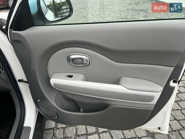 Білий Кіа Soul, об'ємом двигуна 0 л та пробігом 128 тис. км за 6750 $, фото 24 на Automoto.ua