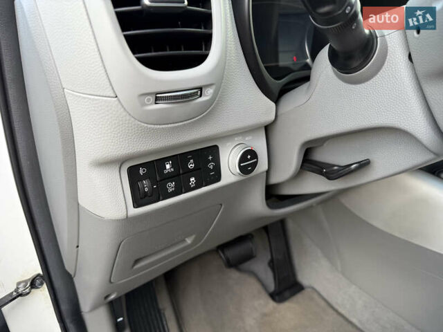 Белый Киа Soul, объемом двигателя 0 л и пробегом 149 тыс. км за 6950 $, фото 26 на Automoto.ua