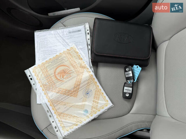 Белый Киа Soul, объемом двигателя 0 л и пробегом 149 тыс. км за 6950 $, фото 35 на Automoto.ua