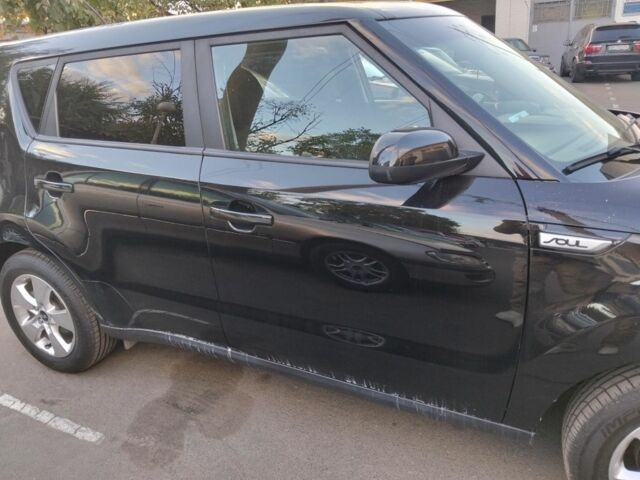 Белый Киа Soul, объемом двигателя 2.3 л и пробегом 70 тыс. км за 15500 $, фото 2 на Automoto.ua