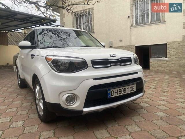 Белый Киа Soul, объемом двигателя 2 л и пробегом 118 тыс. км за 12200 $, фото 32 на Automoto.ua